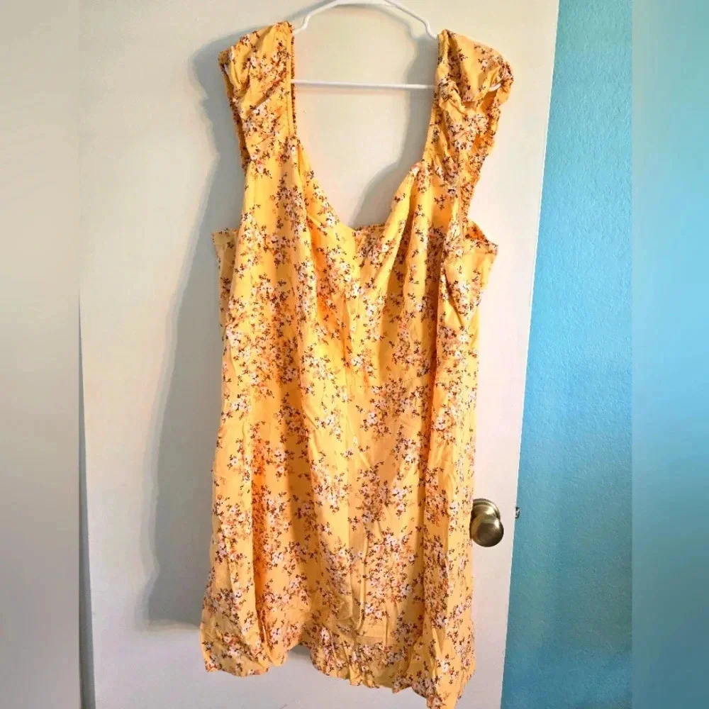 Old Navy Yellow Floral Fit & Flare Dress Size 4X